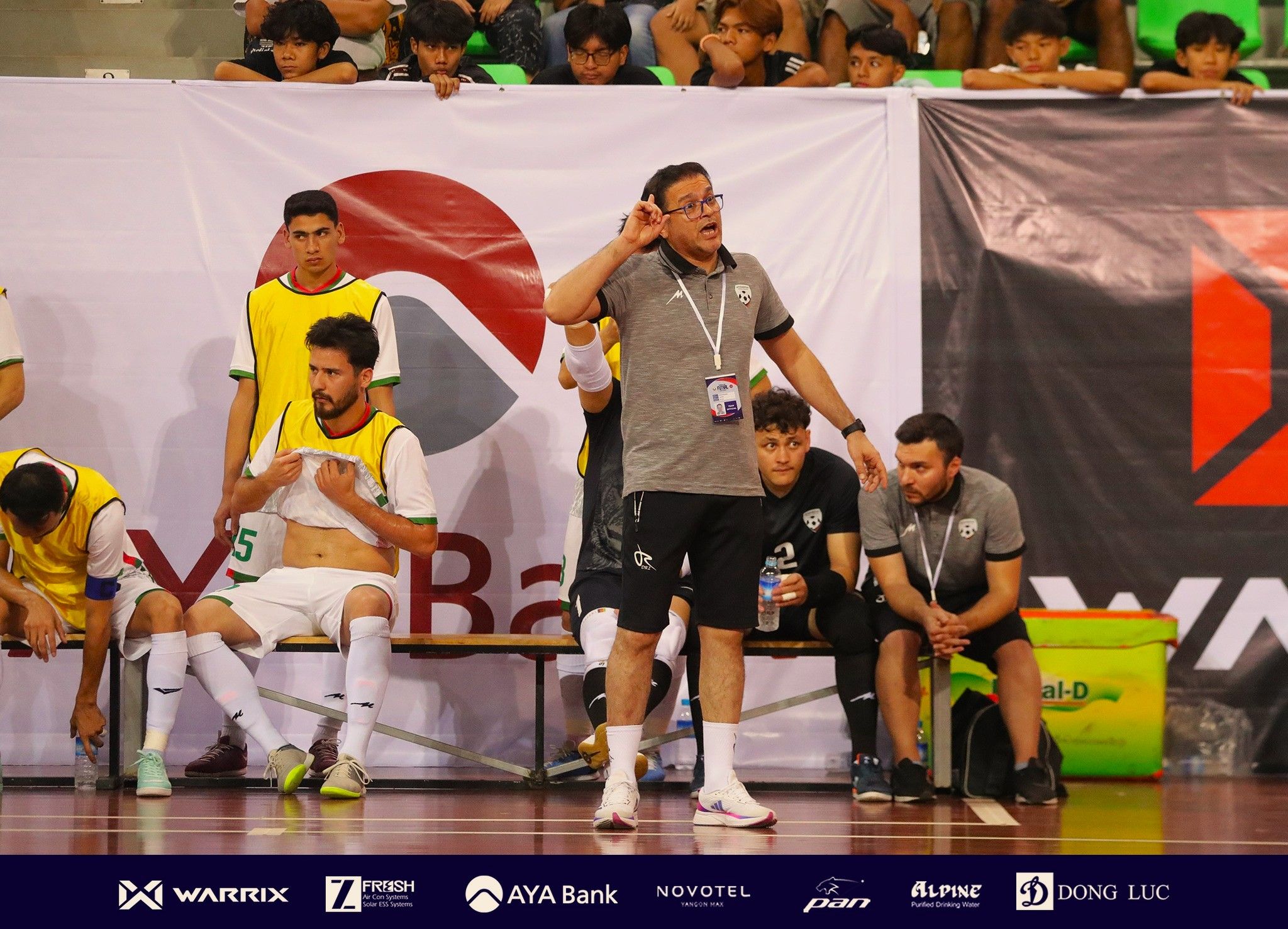 تیم ملی فوتسال افغانستان با ترکیب فعلی بازیکنان در جام آسیایی شرکت می‌کند