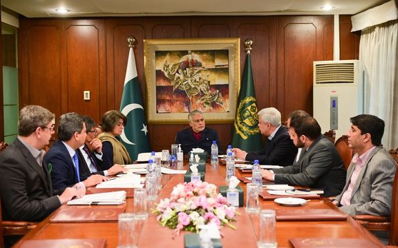 د پاکستان بهرنیو او کورنیو چارو وزارتونو درېیم هېواد ته د افغان کډوالو پر لیږد ناسته کړې