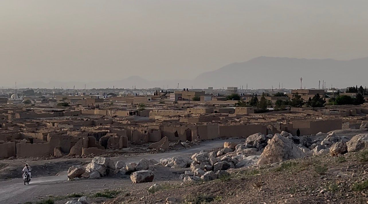 انځوریز راپور: په کوټه کې هغه کلی چې د افغان کډوالو له پرېښودو وروسته په کنډواله بدل شوی