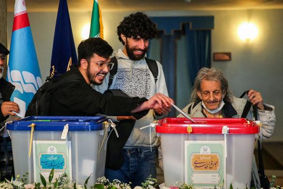 رایگیری انتخابات مجلس شورای اسلامی و خبرگان ایران پایان یافت