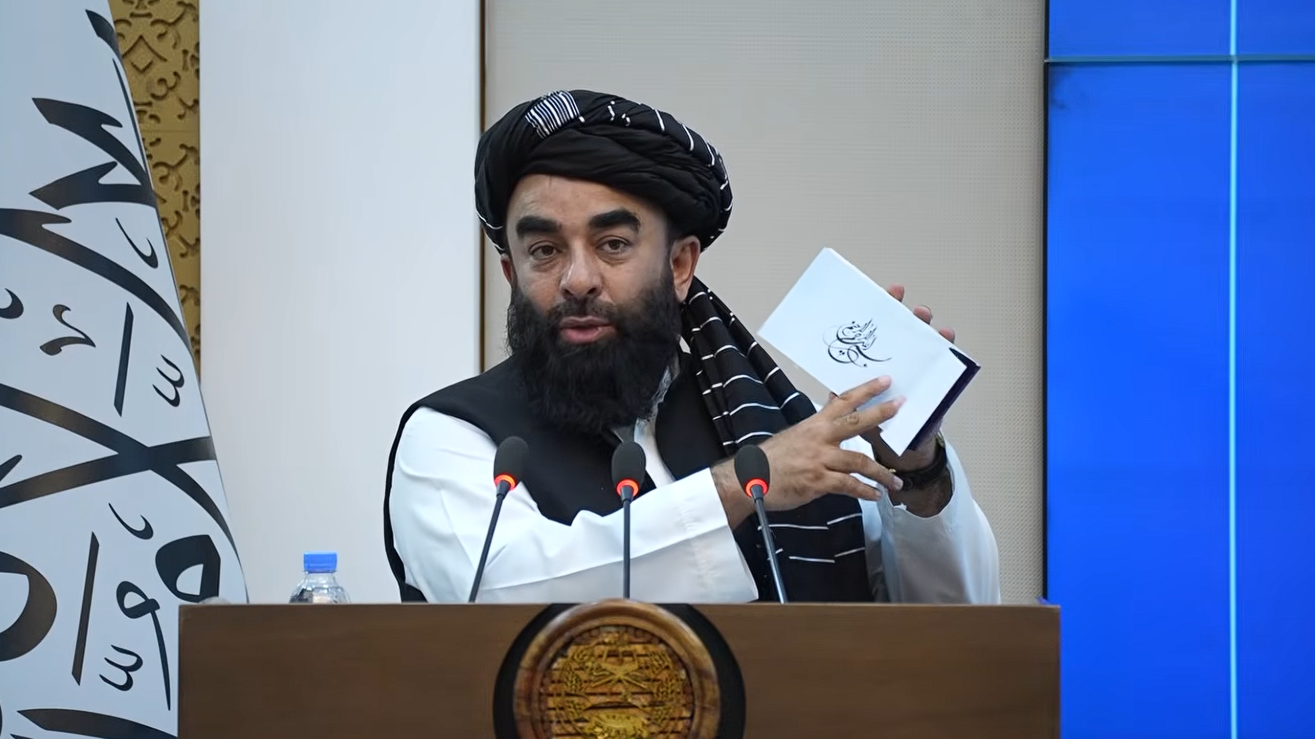 مجاهد وايي د طالبانو مشرانو له پاکستان سره په جګړه کې د رسنیو رول درک کړی 