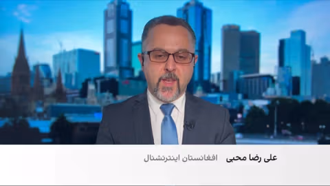 حضور نماینده استرالیایی با برقع در سنا جنجالآفرین شد