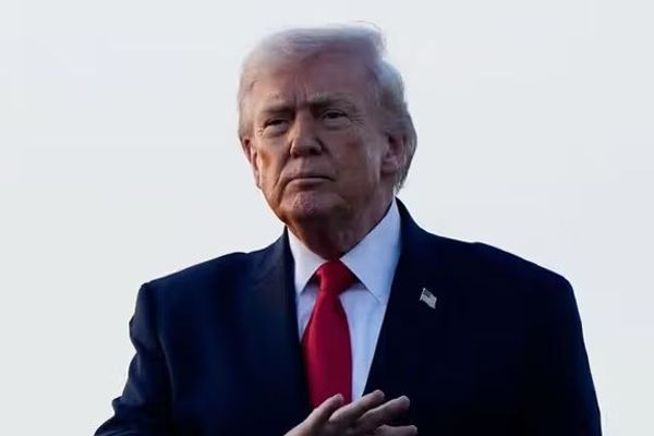 ډونالډ ټرمپ: له ایران سره د جګړې یا هوکړې په اړه وروستۍ پرېکړه به زه وکړم