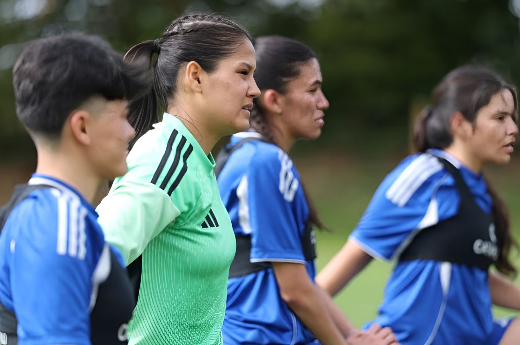 فیفا فهرست بازیکنان تیم فوتبال پناهندگان زنان افغانستان را اعلام کرد