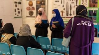 د طالبانو ګواښ؛ یوناما په کابل کې د خپلو ښځینه کارکوونکو حضوري فعالیت ځنډولی