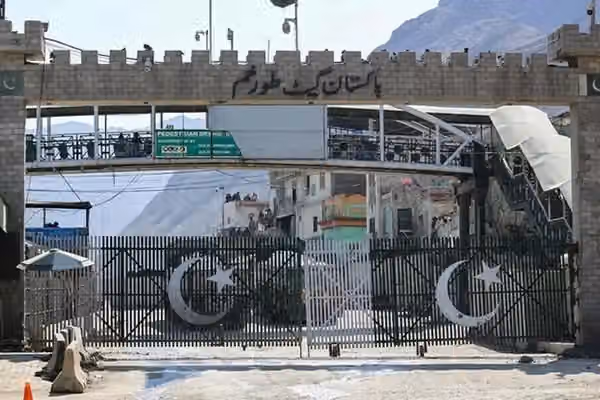 د افغانستان او پاکستان سوداګریزې لارې؛ پاکستاني صادرونکو ته میلیاردونه ډالره زیان اوښتی