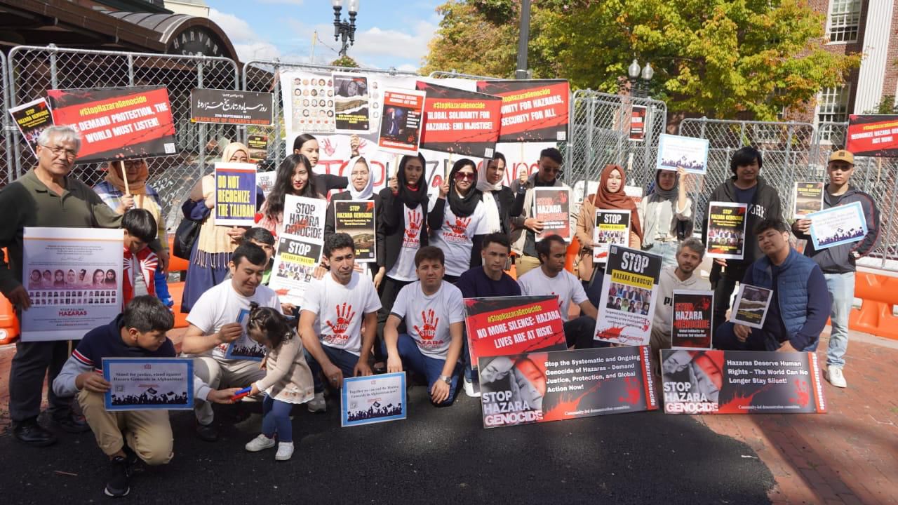 معترضان در چندین شهر جهان به کشتار هزاره‌ها در افغانستان اعتراض کردند