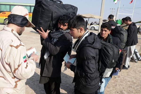 Over 500,000 Visas Issued To Afghans Annually, Says Adviser To Iran's Interior Minister