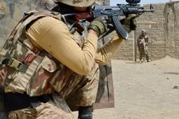 بیش از ۹۰۰ نفر در سه ماه گذشته در پاکستان کشته شدند