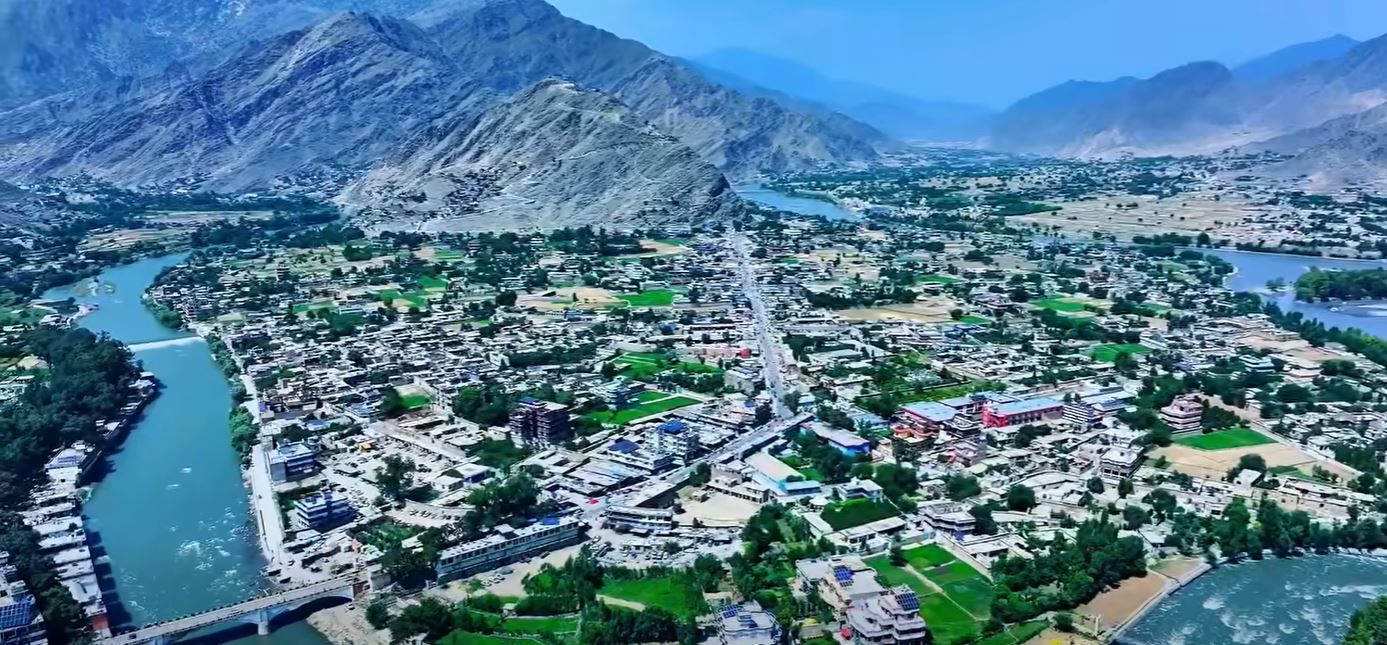 په کونړ کې په درېیو ټرافیکي پېښو کې ۱ کس مړ او ۲۴ نور ټپیان شوي