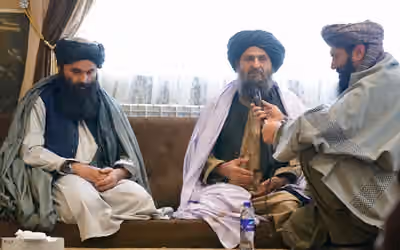 پر هبت الله د فشار راوړلو هڅه؛ په ګرده څېړۍ کې د طالبانو د ځینو مشرانو پټه ناسته
