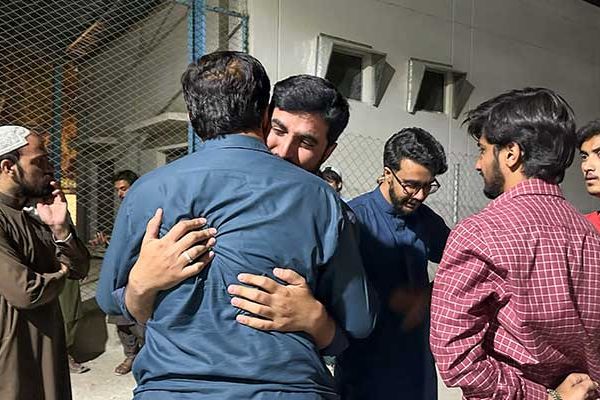 شمار کشتههای حمله انتحاری در کویته پاکستان به ۱۴ نفر و زخمیها به ۴۰ نفر افزایش یافت