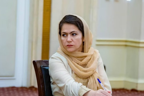 فوزیه کوفي شهاب الدین دلاور ته: افغانستان ته ستنېږم خو طالبانو ته مشروعیت نه ورکوم