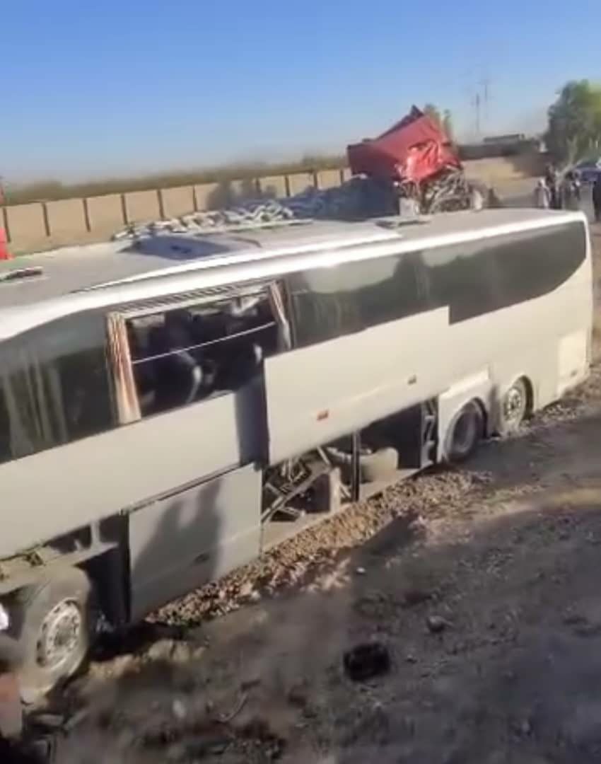 دست‌کم پنج نفر در حادثه ترافیکی در قندهار جان باختند