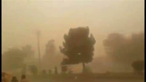 کمک‌های هلال احمر در ولسوالی زنده‌جان هرات به دلیل طوفان شدید متوقف شد