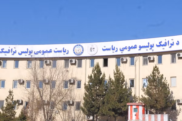 طالبانو د ټرافیک ریاست نوم د عبور او مرور شرطې په لوی ریاست بدل کړ