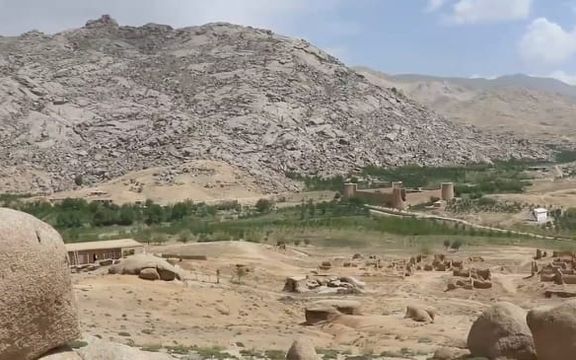 طالبان از شناسایی ۵۰ ساحه باستانی در دایکندی خبر داد