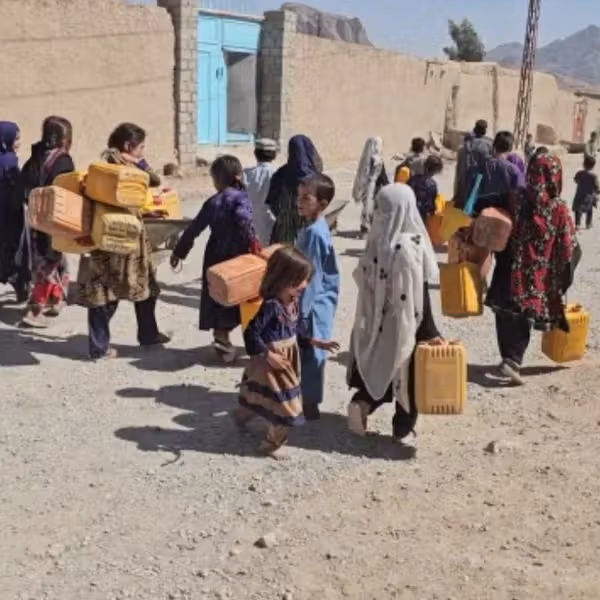 صلیب سرخ: نیمی از جمعیت افغانستان به کمکهای موسسات خارجی نیاز دارند