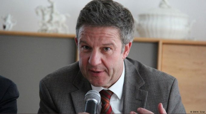 معاون فرستاده سازمان ملل، برای گفتگو درباره افغانستان به تاجیکستان و اوزبیکستان سفر کرد