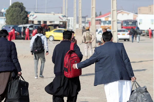 70,000 Undocumented Afghans Expelled From Capital, Says Tehran Police Chief