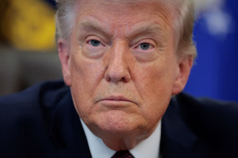 د فرانسې خبري اژانس: ټرمپ ټینګار کوي چې ۱۵ماده‌ییزه طرحه به له ایران سره د مذاکرې بنسټ وي