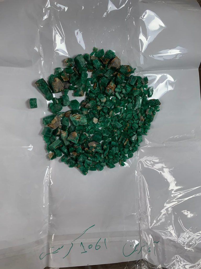 عطش طالبان برای درآمد بیشتر؛ در سه سال حدود '۲۰۰ قرارداد استخراج معادن' امضا شده است