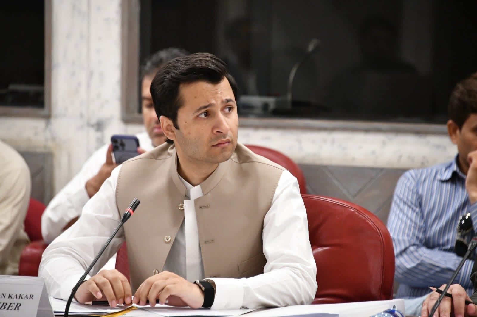 خوشحال کاکړ: پښتانه دې د ملي حقونو لپاره په ګډه مبارزه وکړي