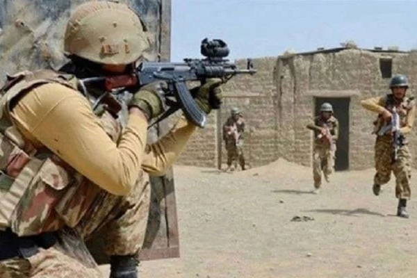 په خیبر پښتونخوا کې د پاکستاني ځواکونو په دوو جلا عملیاتو کې ۲۰ وسلهوال وژل شوي دي