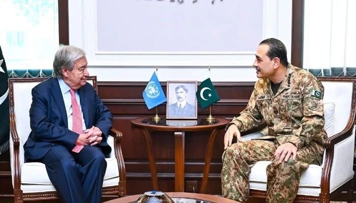 فرمانده ارتش پاکستان در دیدار با گوترش موضوع «تروریسم برخاسته از افغانستان» را مطرح کرد