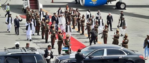 د ازبکستان لومړی وزیر کابل ته ورسېد