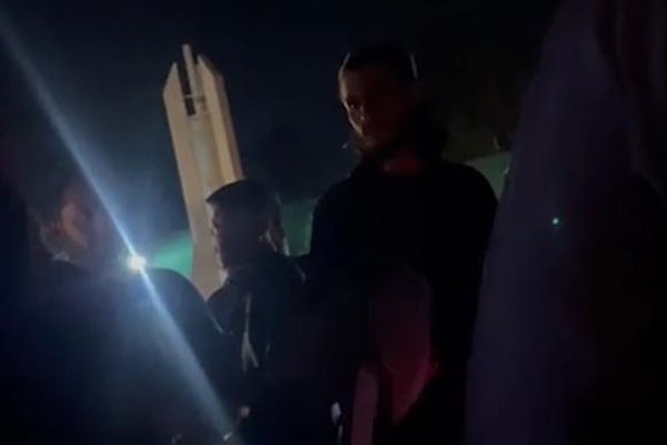 Taliban Detain Dozens Of Young Women In Kabul’s Shahr-e Naw Area