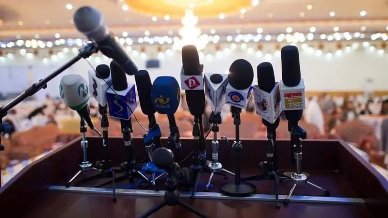 طالبانو د بیان پر ازادۍ له سختو بندیزونو سره سره له خبریالانو ملاتړ اعلان کړ