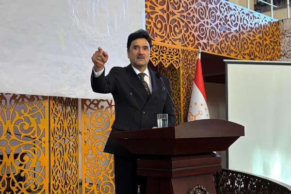 ظاهر اغبر: طالبان د افغانستان له خاورې پر تاجکستان د بریدونو له مسولیت څخه ځان نشي خلاصولی