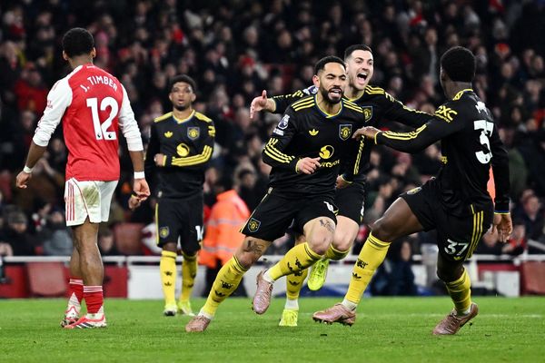 دومین پیروزی بزرگ منچستریونایتد با هدایت مایکل کریک، شاگرد خلف «آلکس فرگوسن»