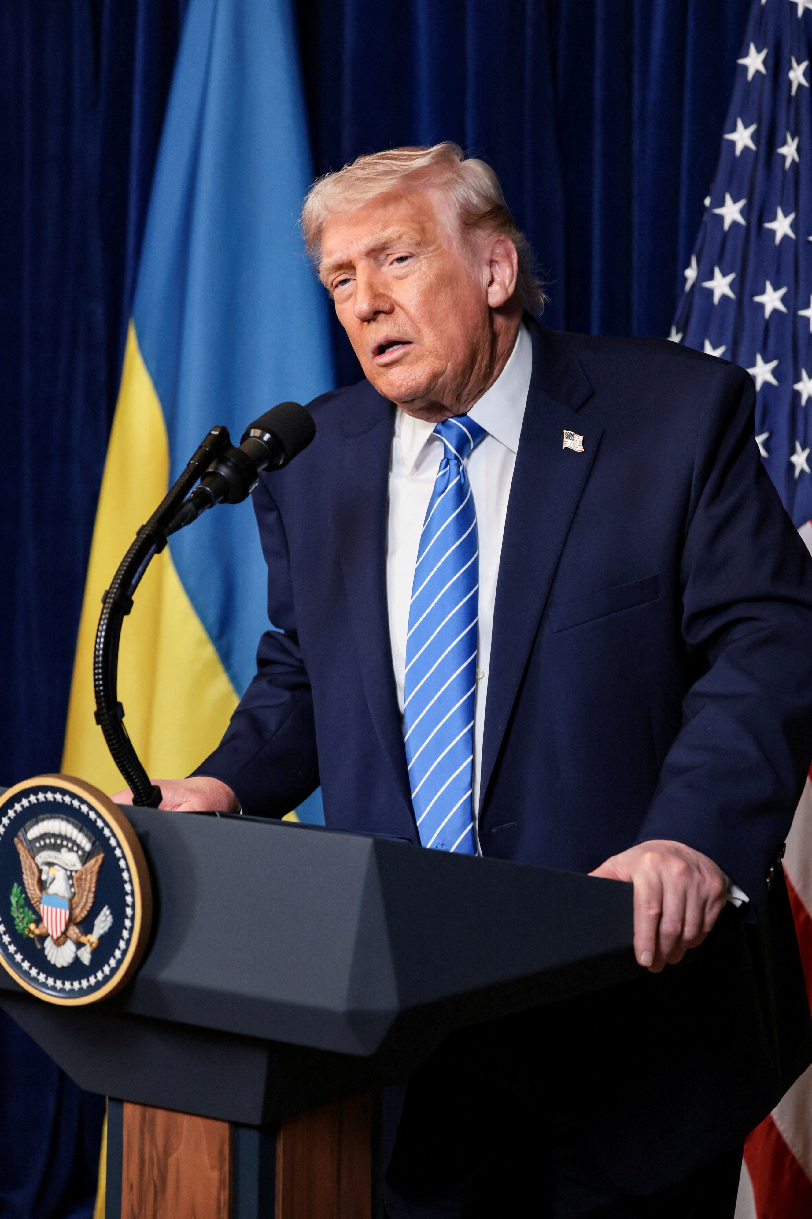 امریکا به یک بندر در خاک ونزوئلا حمله کرده است