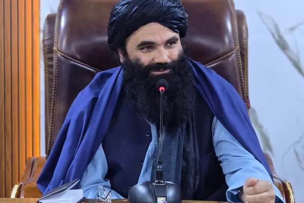 سراج الدین حقاني: ولس په انقلابونو کې له حکومتونو د خېر پر ځای شر لیدلی دی