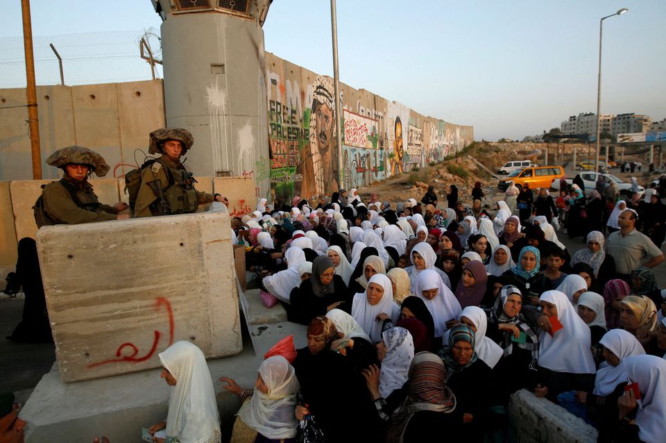 سازمان عفو بین‌الملل اسراییل را به اعمال سیاست آپارتاید در قبال فلسطینی‌ها متهم کرد