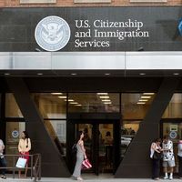 دولت ترامپ آزمون شهروندی امریکا را 'دشوارتر میکند'