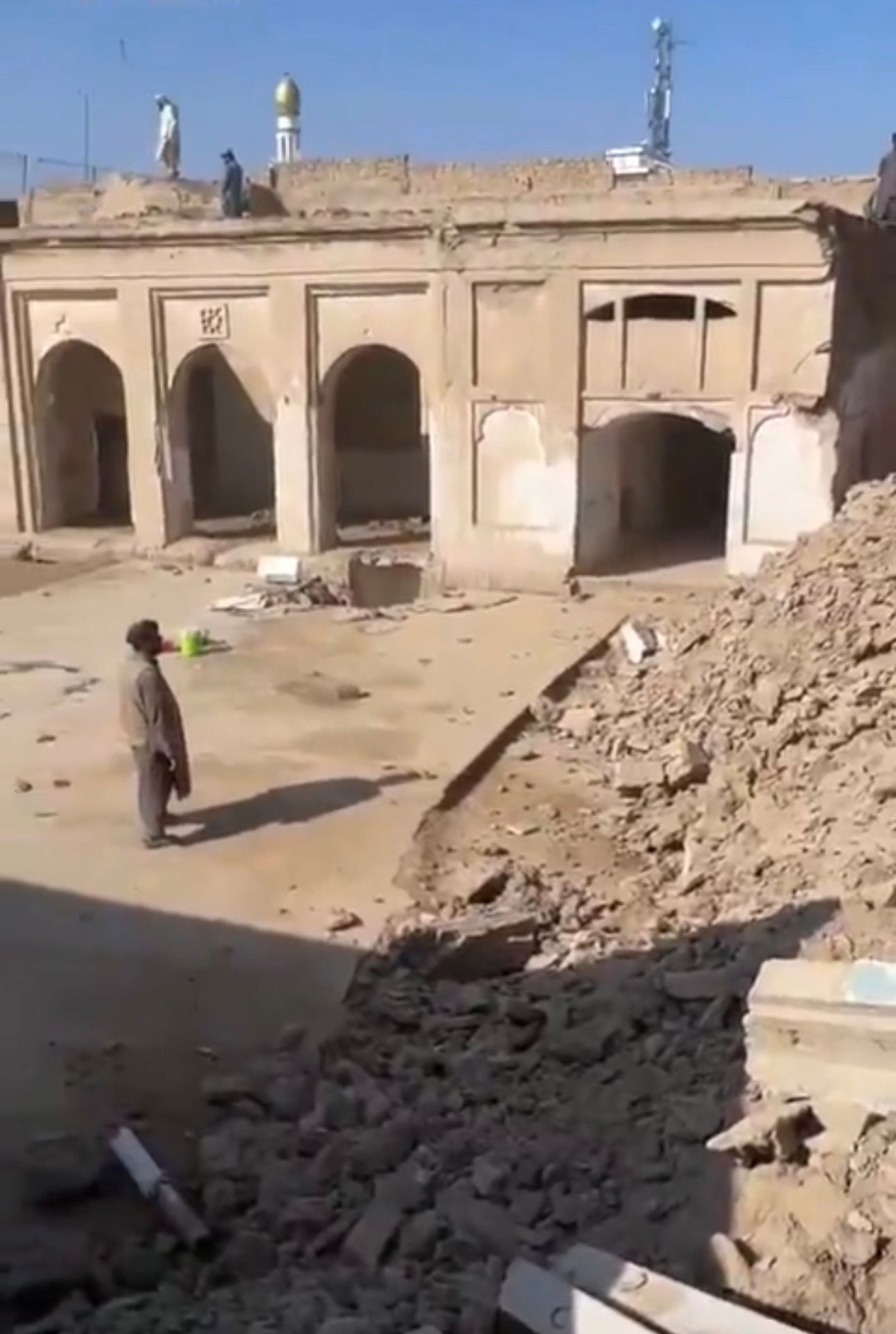 کندهار کې طالبانو د احمد شاه بابا د وخت د خزانې او مالي نظام مرکز نړولی دی 