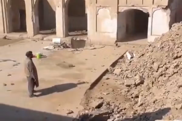 کندهار کې طالبانو د احمد شاه بابا د وخت د خزانې او مالي نظام مرکز نړولی دی