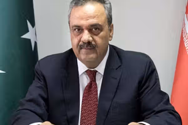 اصف دُرانی: د طالبانو اصلي ازموینه دا ده چې افغان خاوره د ګاونډیانو پر ضد ونه کارول شي