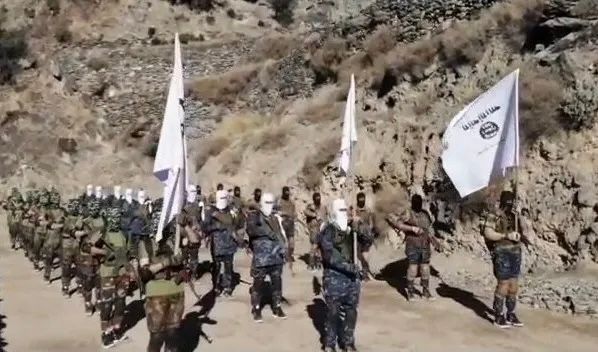 ټي ټي‌ پي: له افغانستان سره د پاکستان روانه تګلاره له «شرعي او عقلي» پلوه لوی خیانت دی 