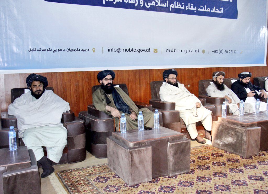 د طالبانو د قبایلو چارو وزارت مرستیال: زموږ ګاونډیان ډېر «بد نیته او بې ایمانه» دي