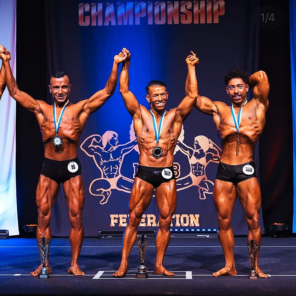 د اروپا د بدن ښکلا په سیالیو کې افغان ورزشکار بسم‌الله مرداني ښه ځلېدلی