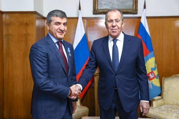 Russia Honours Afghan Businessman