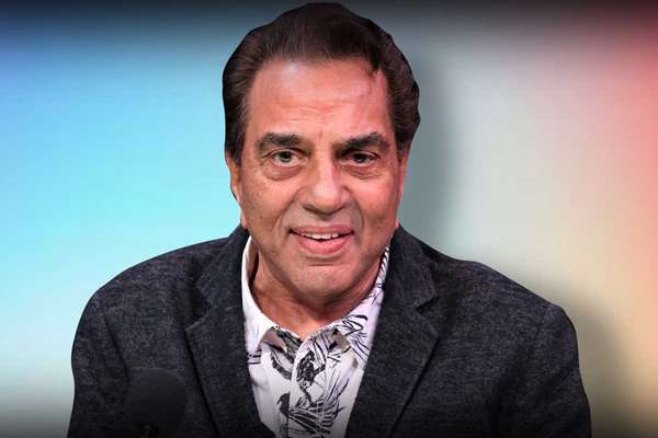 د هندي سینما مشهوره څېره درمېندرا د ۸۹ کلونو په عمر ومړ