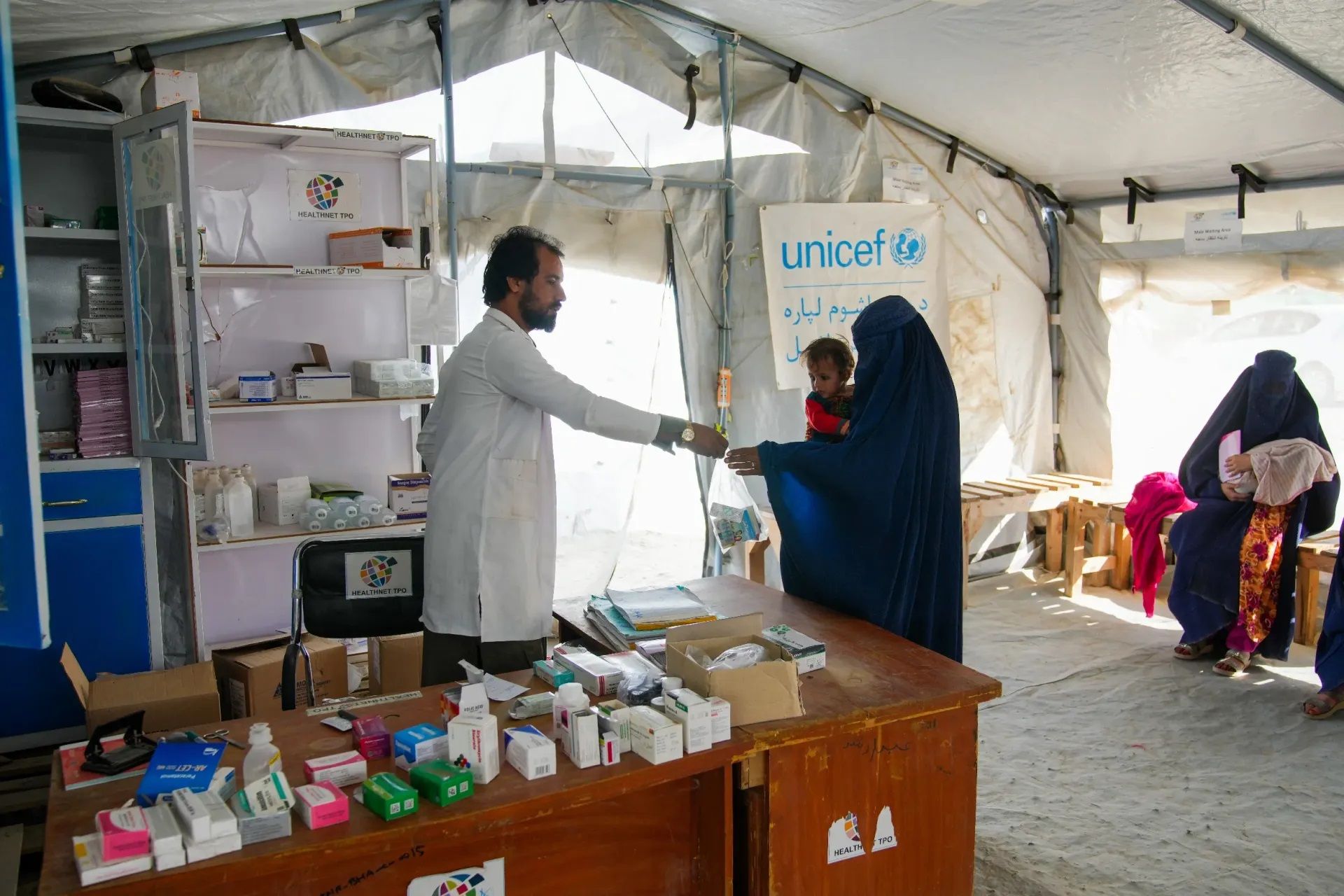 یونېسف: په افغانستان کې لاهم زرګونه ماشومان بېړنۍ مرستې ته اړتیا لري