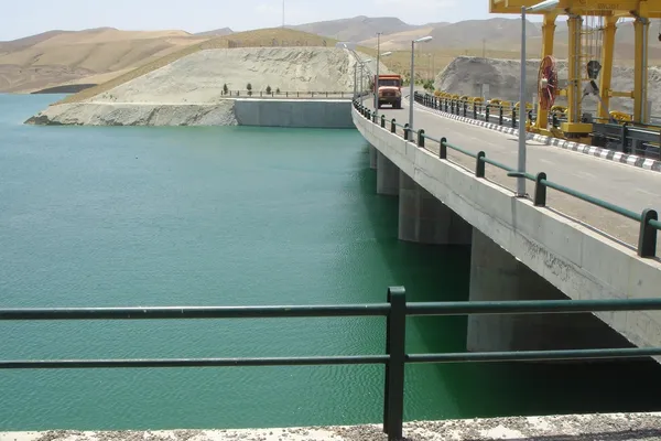 نماینده مجلس ایران خواهان رهاسازی آب از سدهای افغانستان شد