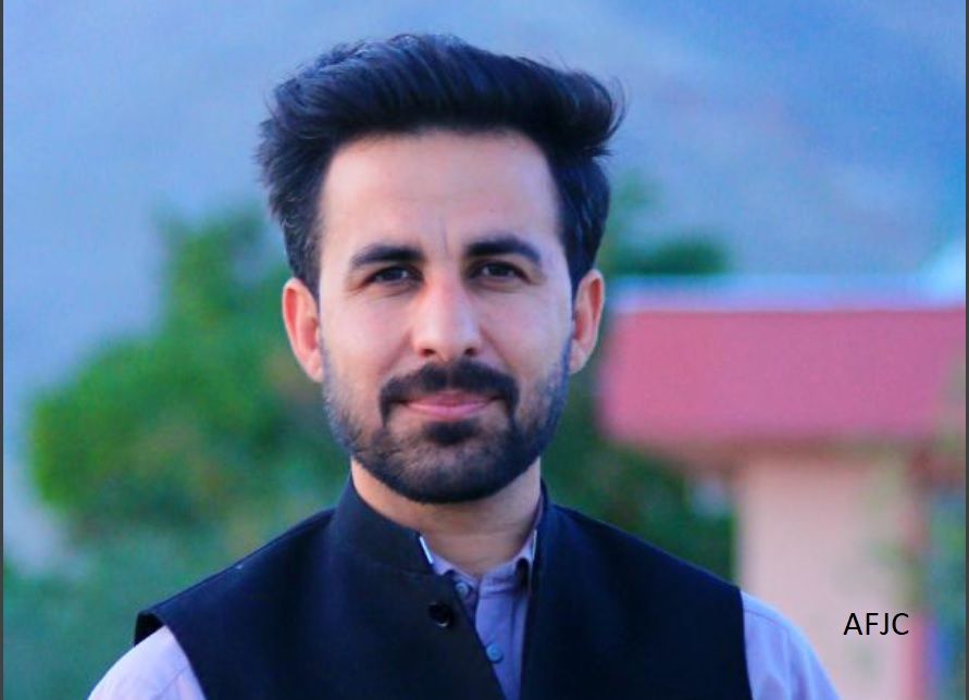 نهادهای حامی خبرنگاران از بازداشت مسئول رادیو خوشحال در غزنی خبر دادند