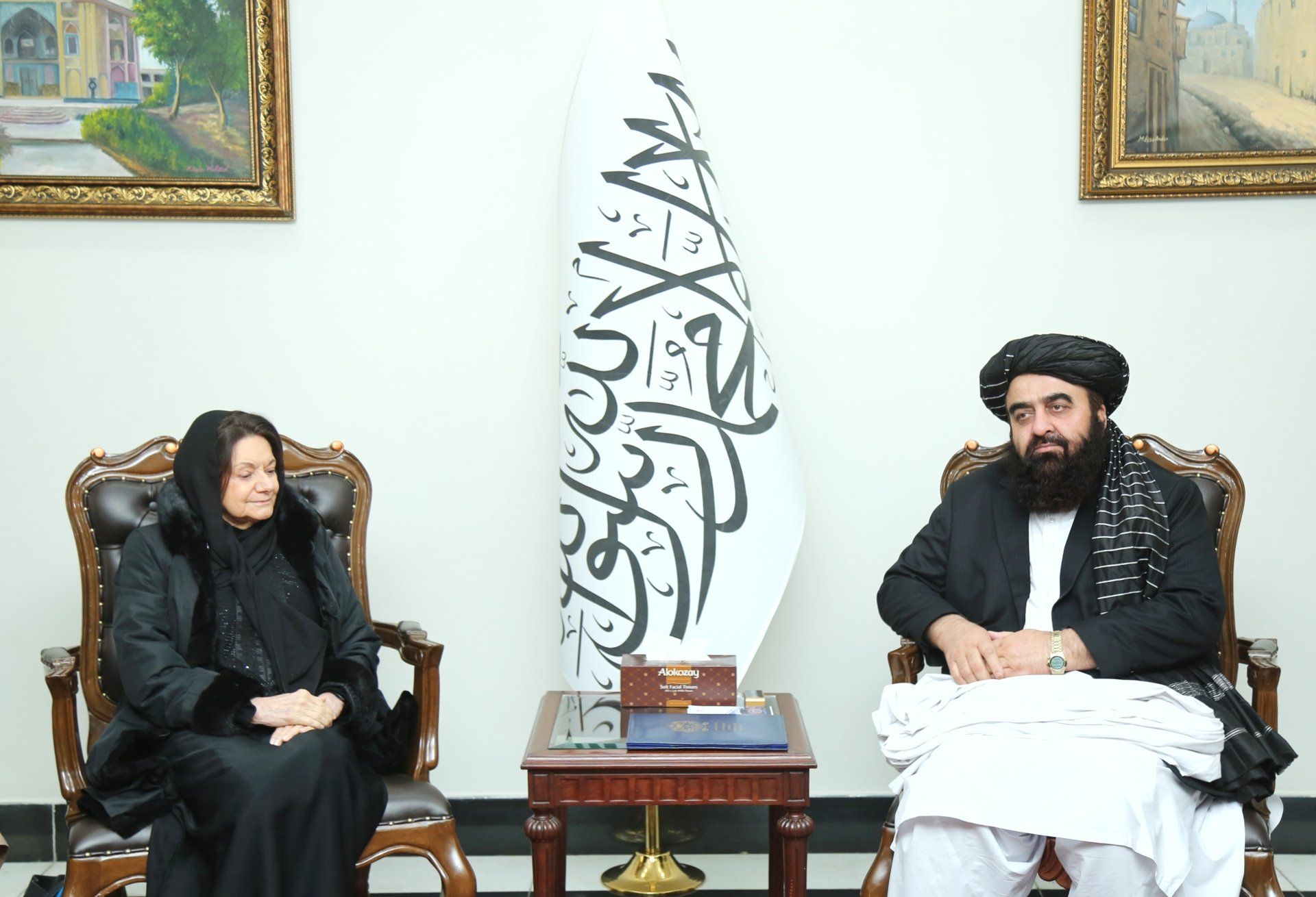 معاون گوترش و متقی در کابل درباره روند دوحه گفت‌وگو کردند